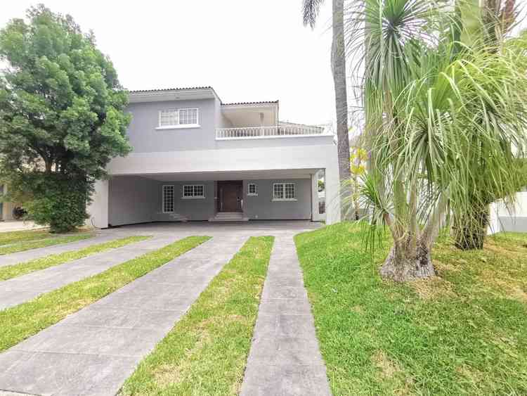 casa en venta_en renta av las palmas villa coral zapopan jalisco p07V5Mn